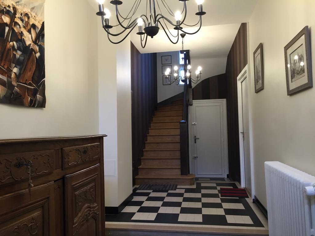 Au Coeur De Beauvais Bed & Breakfast Exterior photo